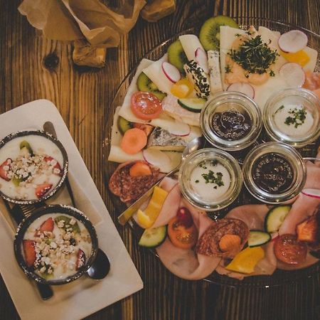 فندق Cafe-Restaurant Leo كالسدورف باي غراتس المظهر الخارجي الصورة