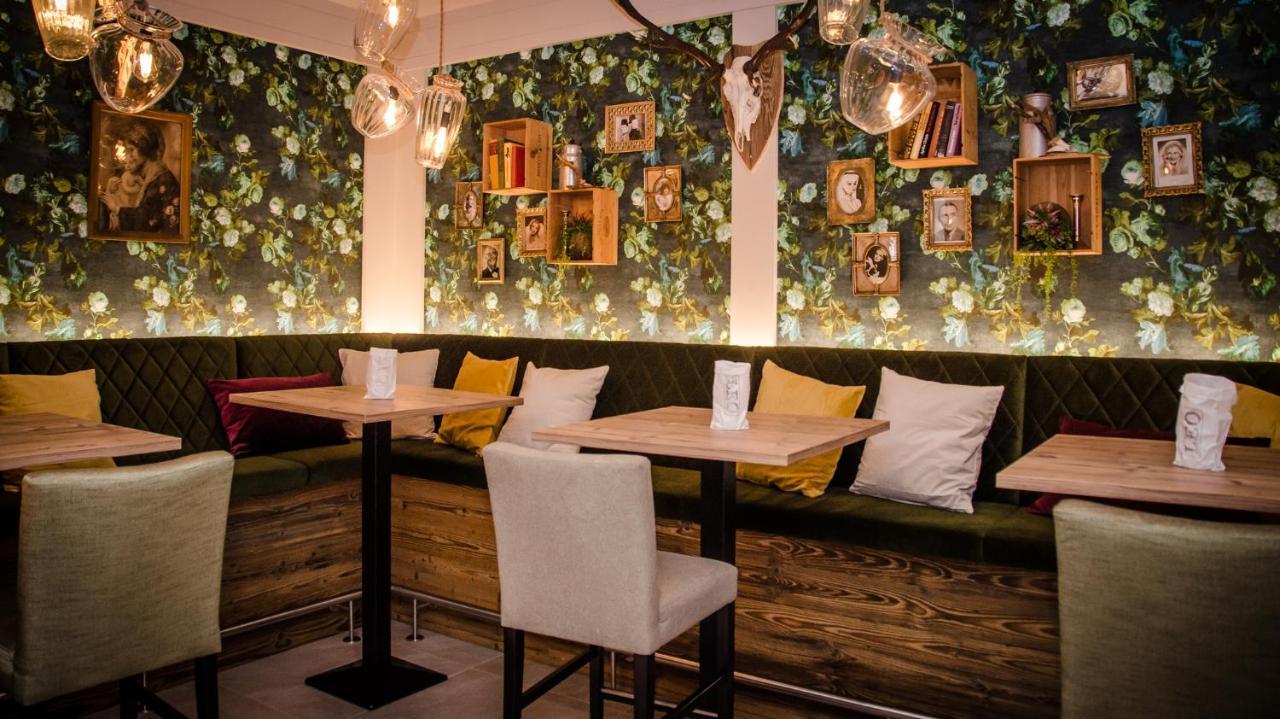 فندق Cafe-Restaurant Leo كالسدورف باي غراتس المظهر الخارجي الصورة