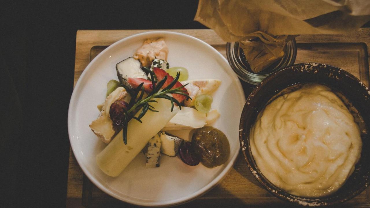 فندق Cafe-Restaurant Leo كالسدورف باي غراتس المظهر الخارجي الصورة